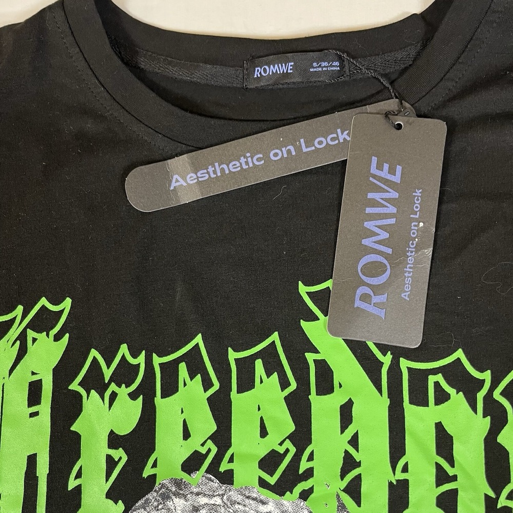NWT ROMWE T-Shirt Size Small Oversized BLACK Tee GREEN Graphic Freedom Shirt - Picture 4 of 6